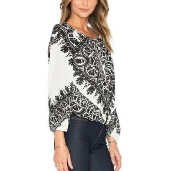 Alice + Olivia Black & White Naya Print Key Hole Neck Blouse Womens Small - Picture 5 of 10